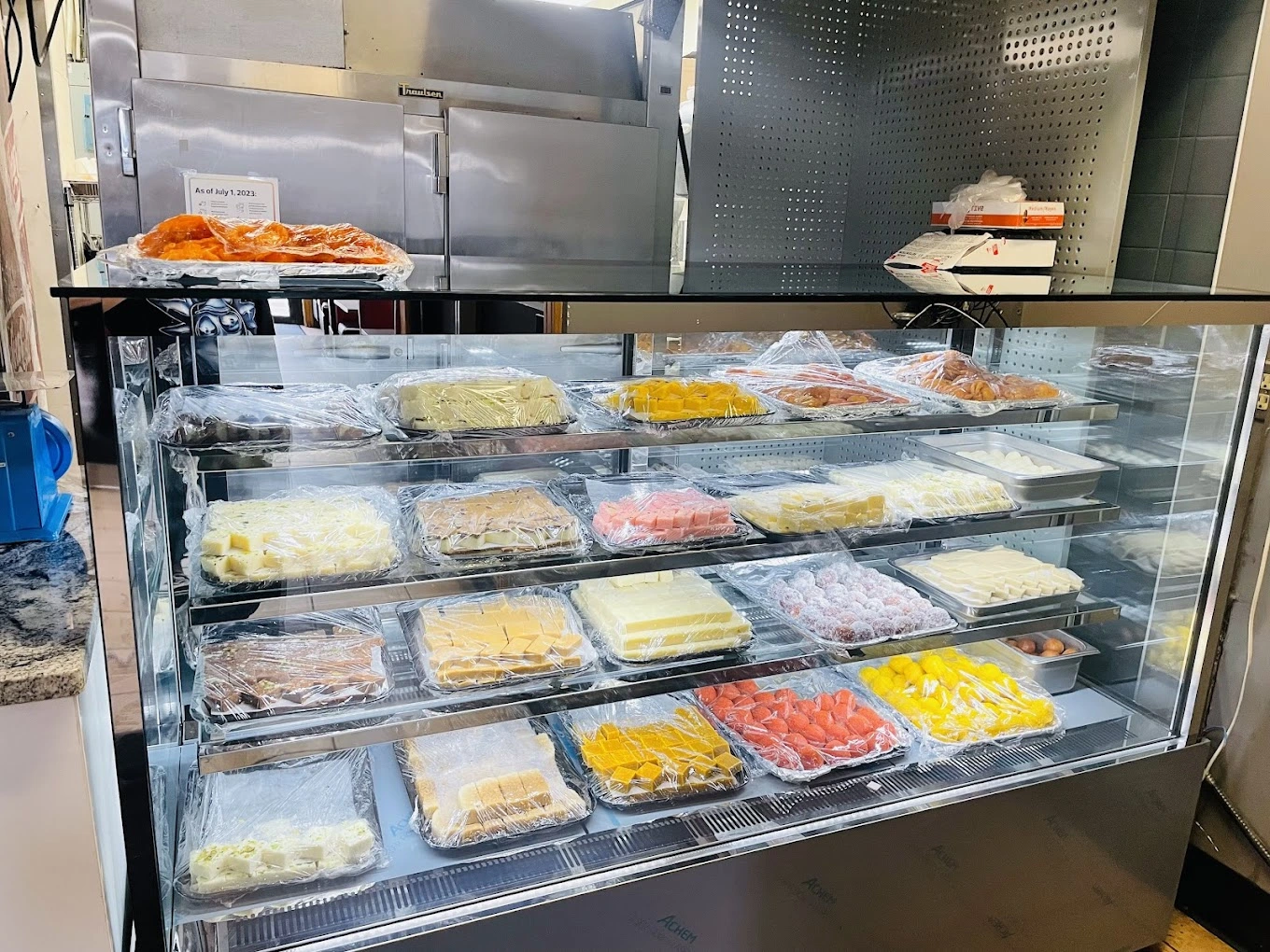 New Indian Sweets & Restaurant Argyll Plaza - Best Indian restaurant in Edmonton, AB